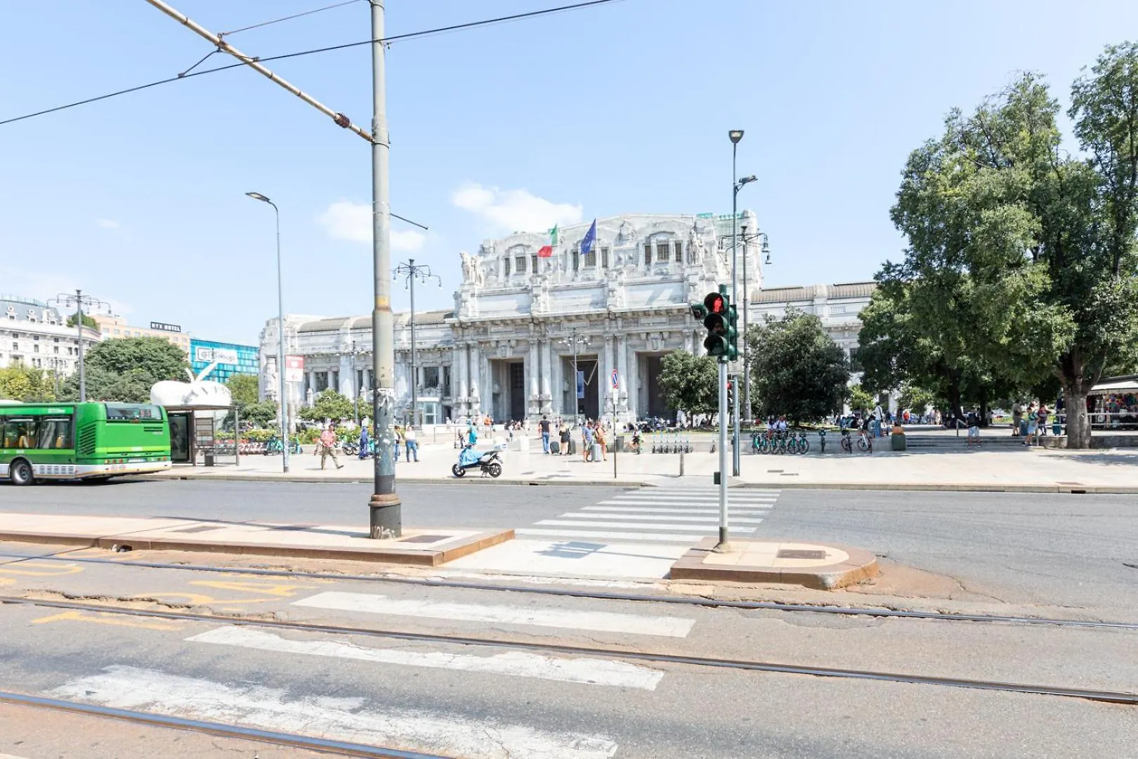 Centrale Suite With Balcony - Top Collection Милан Апартаменты